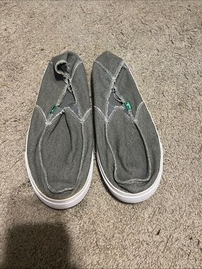 Sanuk Gray Canvas Slip-On Loafers with Green Tag